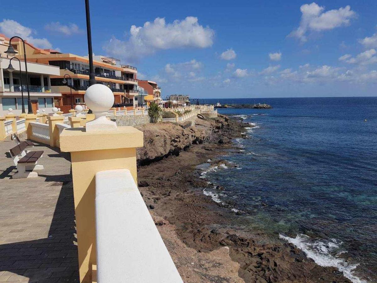 Primera línea con preciosas vistas al mar Melenara Exterior foto
